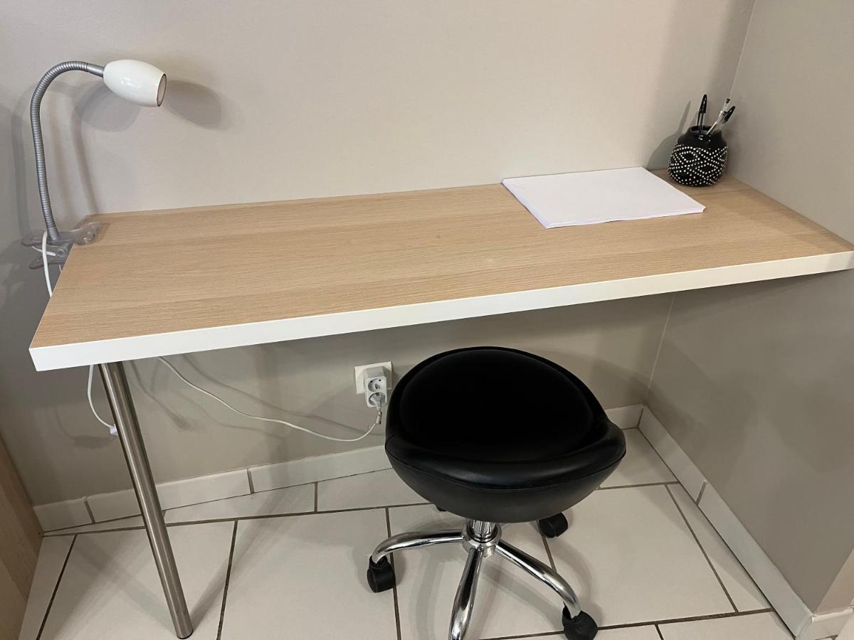Bel Appartement 2 Chambres Au Coeur Du Village Eyragues 外观 照片
