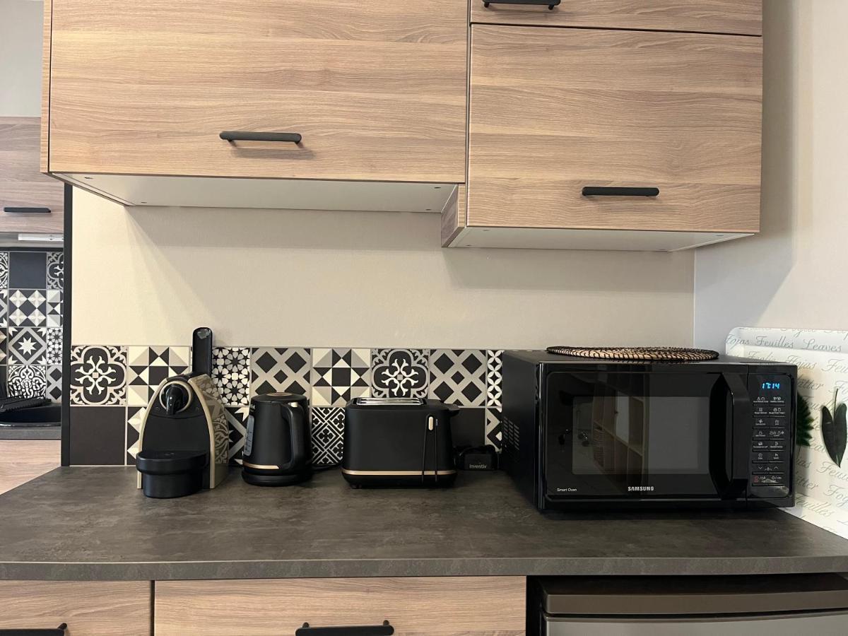 Bel Appartement 2 Chambres Au Coeur Du Village Eyragues 外观 照片